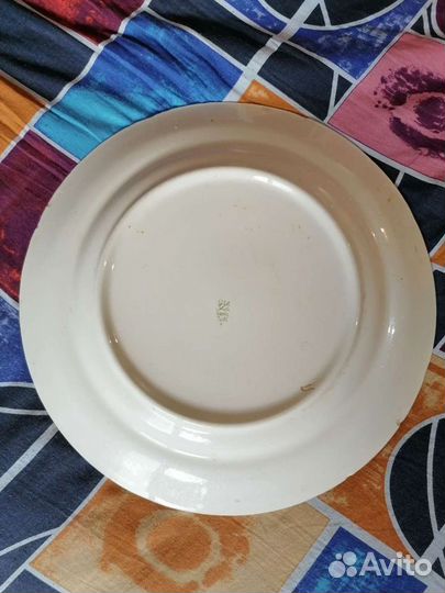 Тарелка - поднос