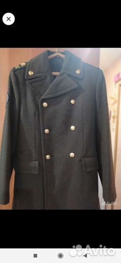 Шинель и военная офицерская форма