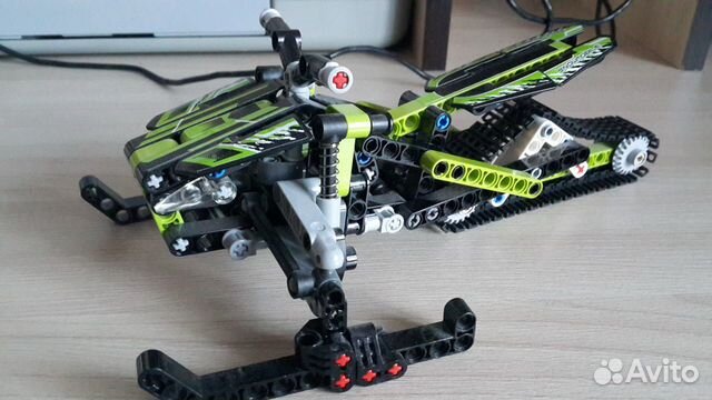 Lego technic модель 42021 Снегоход