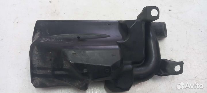 Резонатор воздушного фильтра Mazda 6GJ