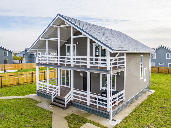 Дом 216 м² на участке 10,6 сот.