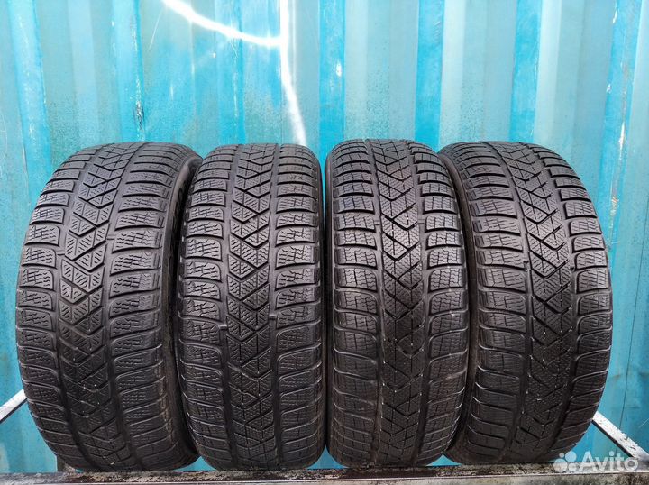 Pirelli Winter Sottozero 3 215/55 R17 91C