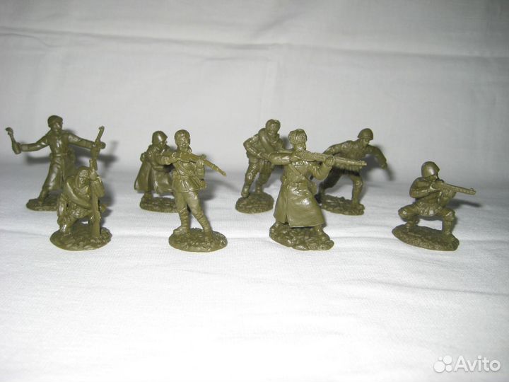 Солдатики-фигурки 