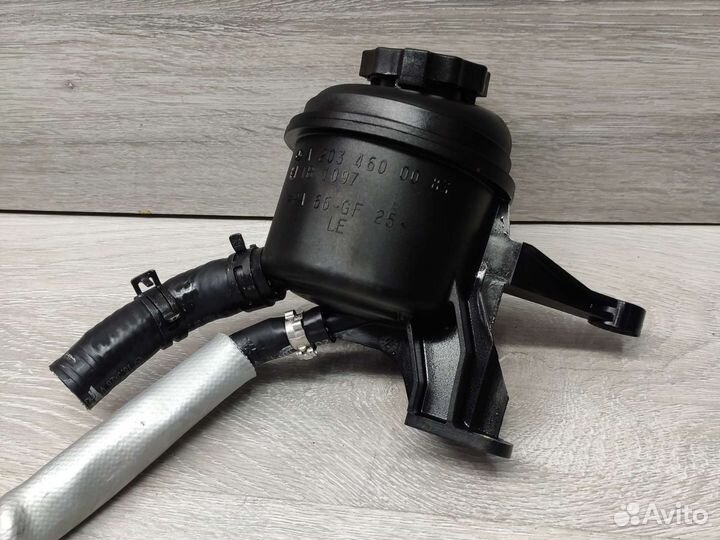 Бачок гидроусилителя Mercedes-Benz