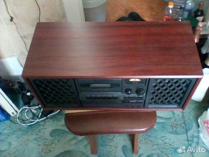 Антиквариат.Музык центр coiumbia.Радио приемник FM