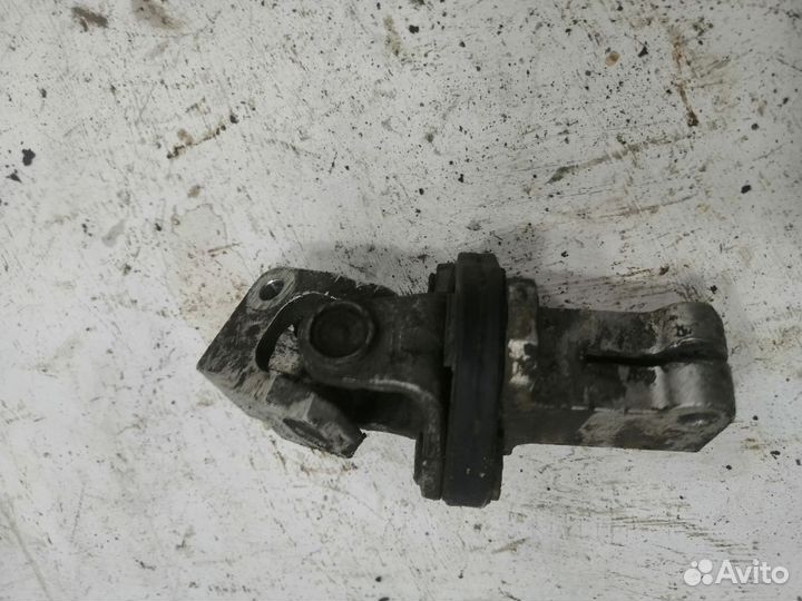 Кардан рулевой Мерседес