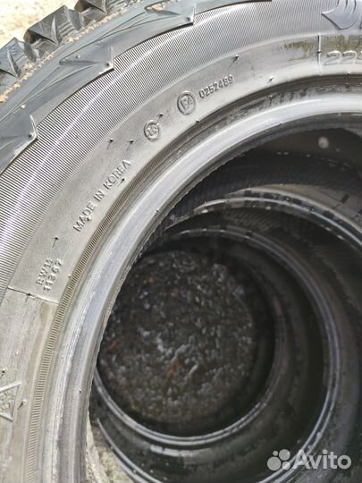 Hankook Winter I'Pike 225/60 R17