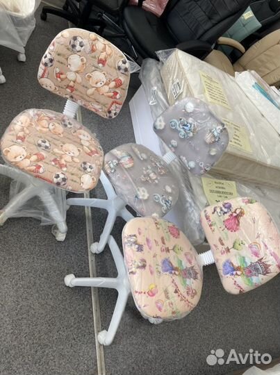 Кресло компьютерное детское Форум белый