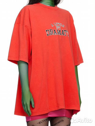 Футболка vetements