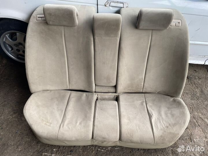 Сиденье заднее Nissan Teana