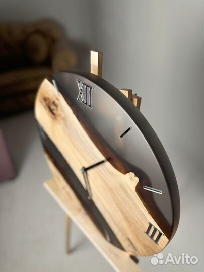 Часы настенные из дерева