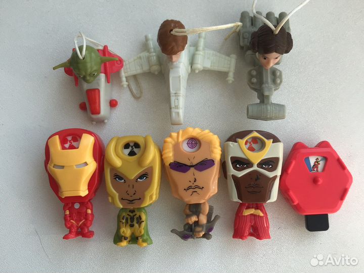 Игрушки из киндеров