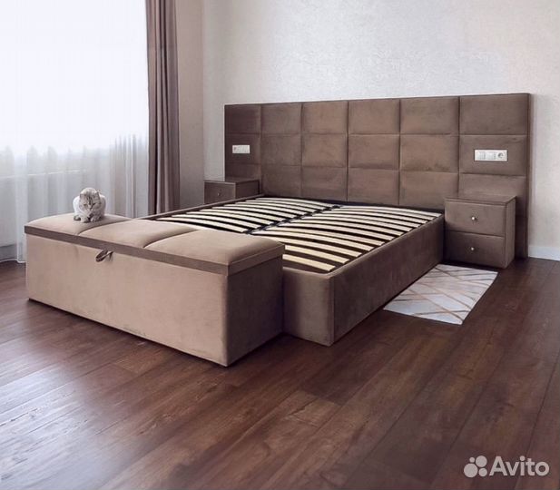 Кровать с подъемным механизмом