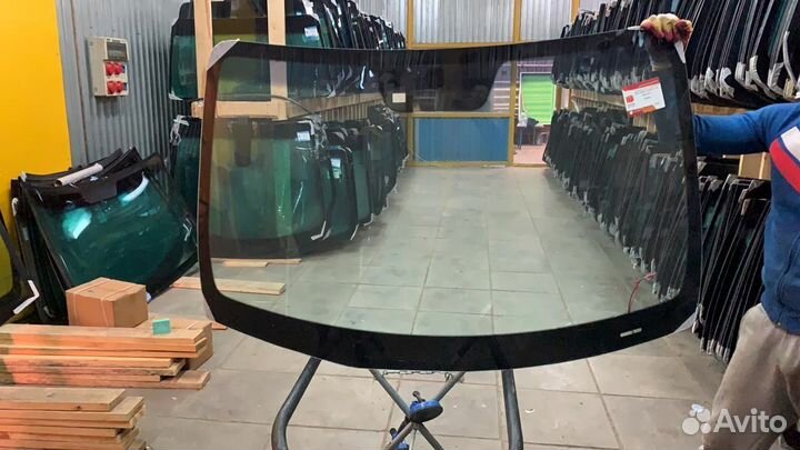 Лобовое стекло на Хендай Санта Фе