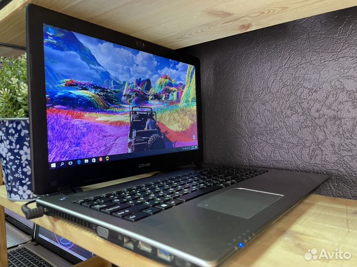 Ноутбук DNS / Core i7 / GeForce / 16GB / SSD