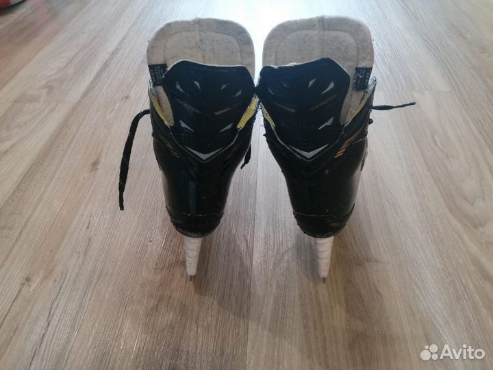 Коньки хоккейные bauer supreme S29 JR размер 3.5D