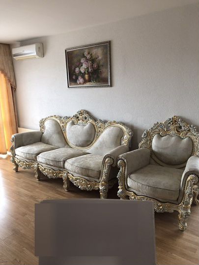 3-к. квартира, 160 м², 3/5 эт.