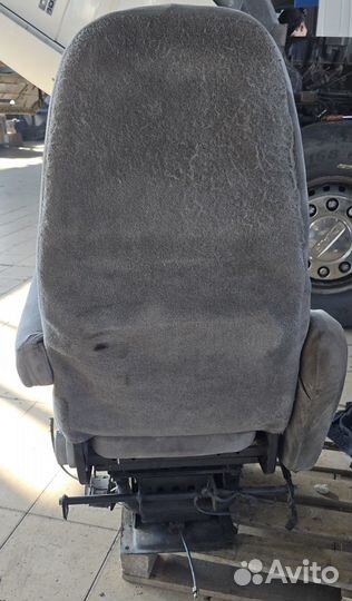 Сиденье водительское USA б/у 20248