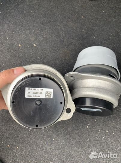 Подушка двигателя touareg 10