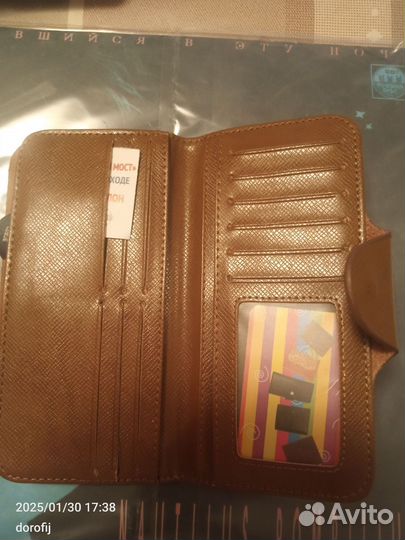 Продаю кошелек