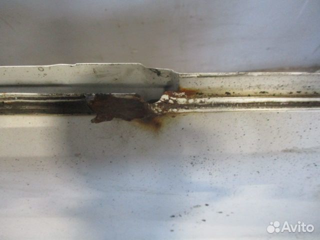 Каркас двери правый DAF 0683478