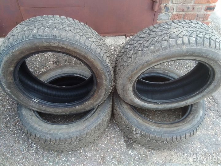 Pirelli Formula Ice 215/60 R17