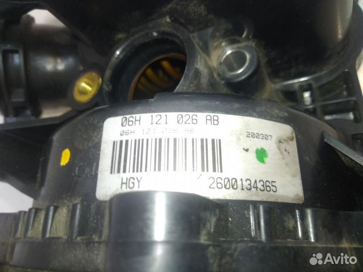 Насос водяной помпа Volkswagen Tiguan 5N1 2007-201