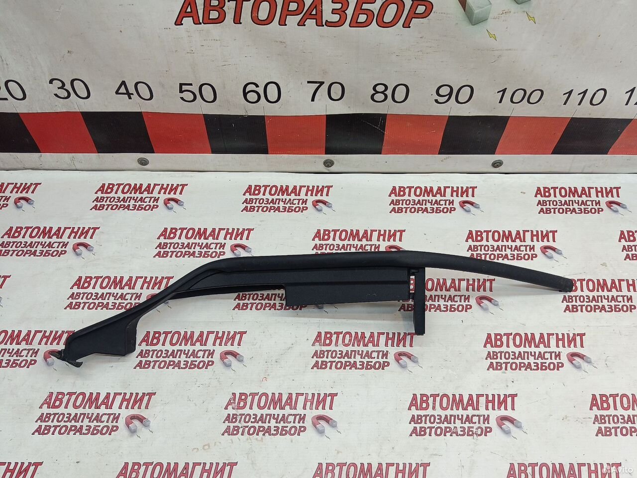 Накладка петли капота левая Lixiang L7