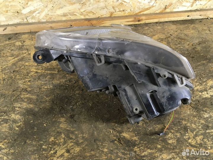 Фара Mercedes-Benz Gl