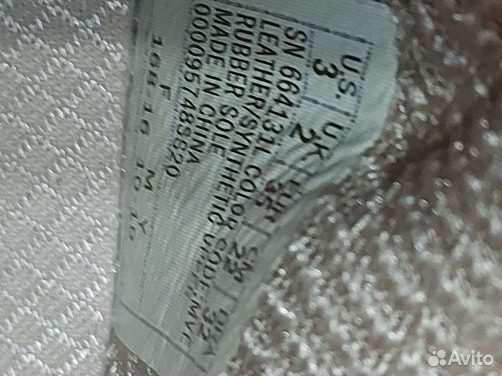 Кроссовки для девочки