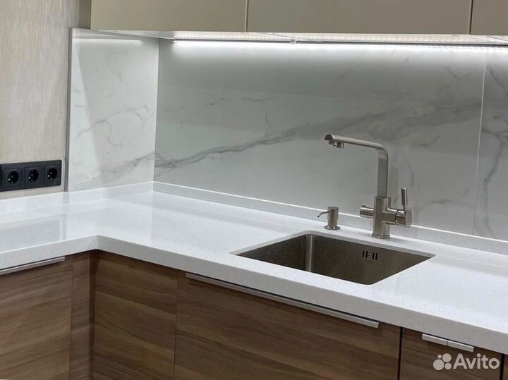 Столешница для кухни каменная Staron Quarry 100х60