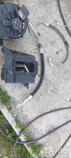 Радиатор кондиционера Митсубиси Каризма