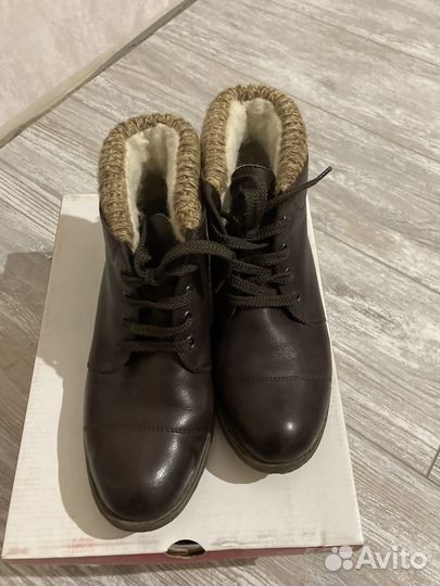 Ботинки демисезонные женские 37 размер