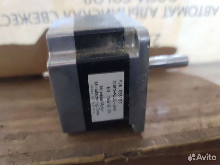 Шаговые двигатели