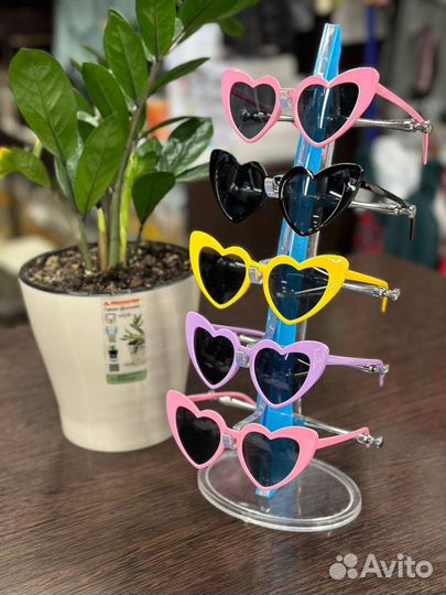 Солнцезащитные очки для девочки