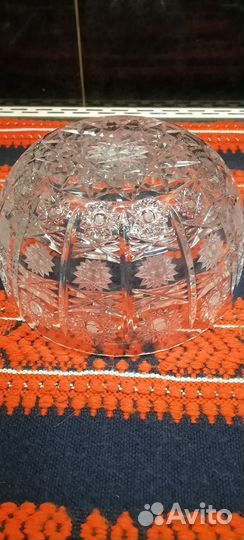 Хрустальный салатник новый