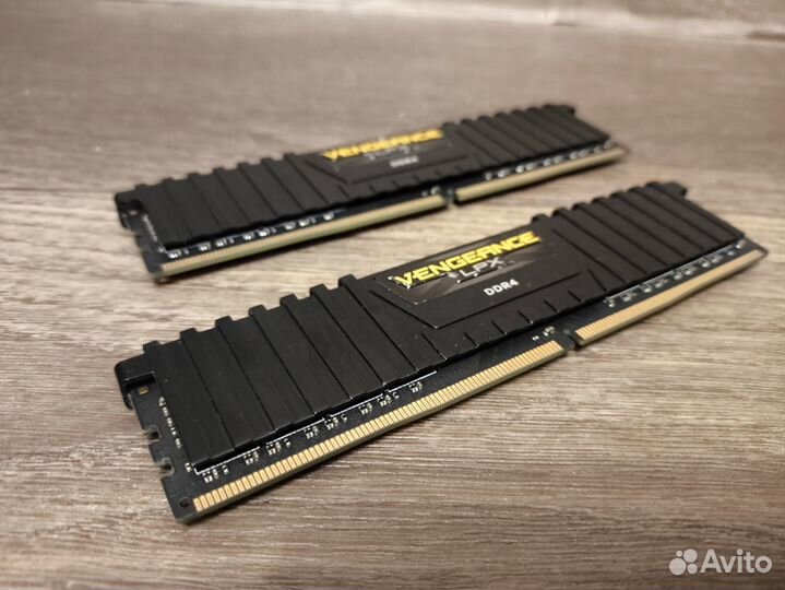 Corsair Vengeance LPX DDR4 2x8GB - 16gb 2400 MHZ