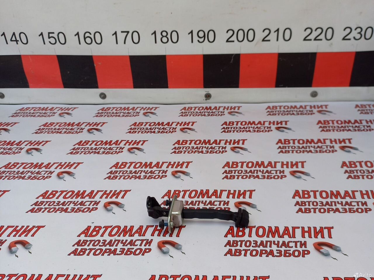 Ограничитель двери передней правой Changan UNI-V