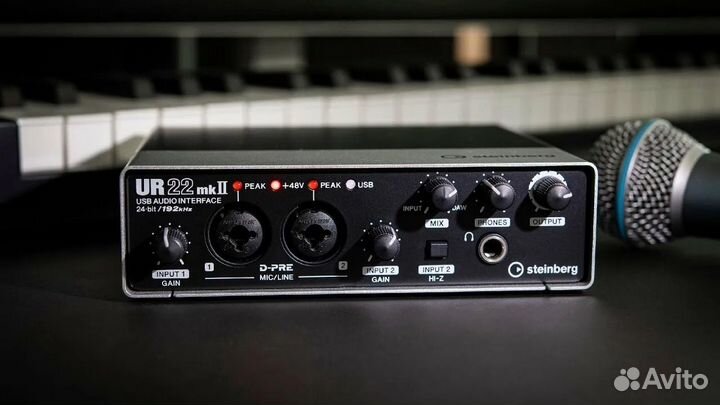 Звуковая карта для звукозаписи ur22mk2