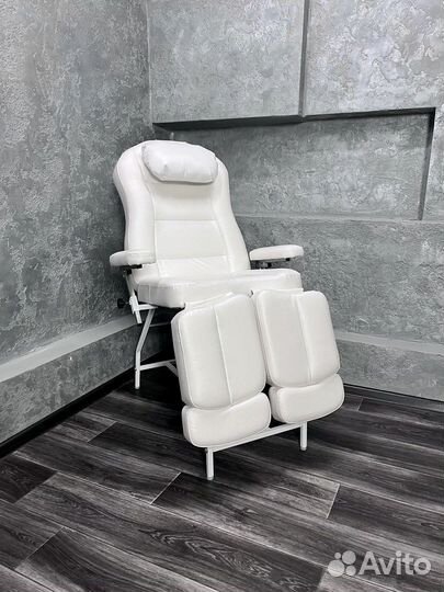 Педикюрное кресло