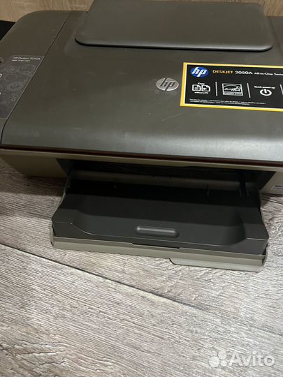 Принтер HP deskjet 2050A