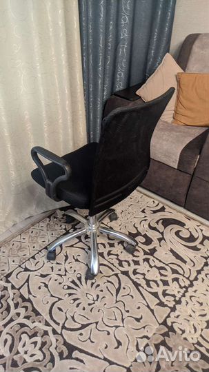 Компьютерное кресло