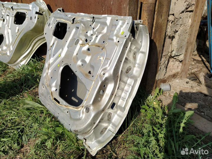 Honda Accord Inspire CC2 - CC3 задние двери