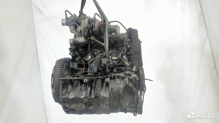 Двигатель разобран Opel Vivaro, 2004