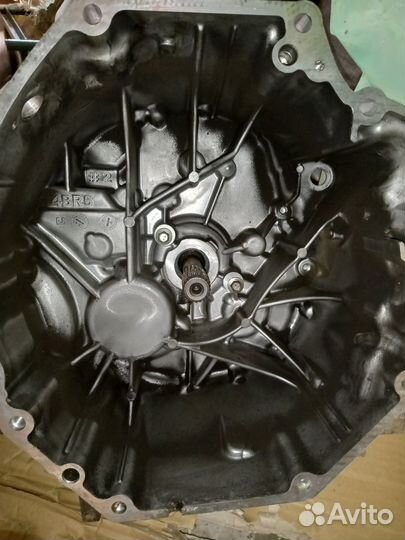 Коробка б.у требует ремонта Ниссан x-trail 4 wd