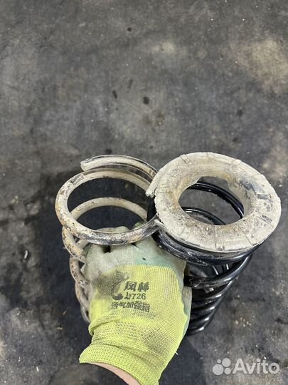 Задние пружины Kia Cerato 3 YD цена за штуку