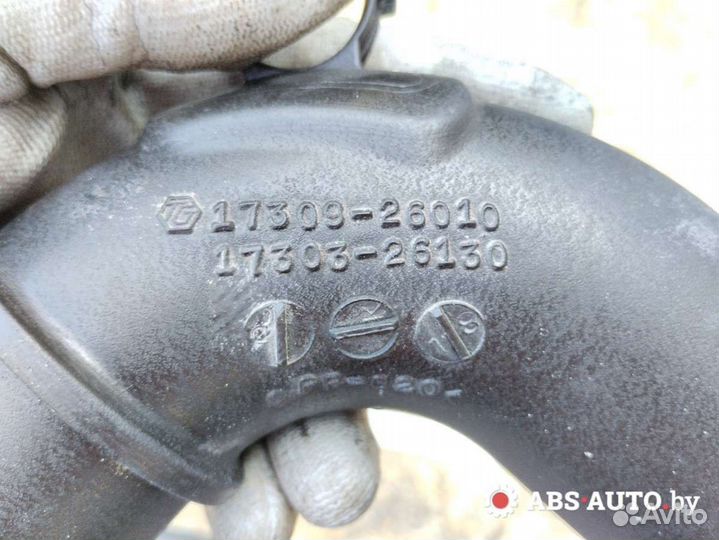 Патрубок интеркулера Lexus IS 2