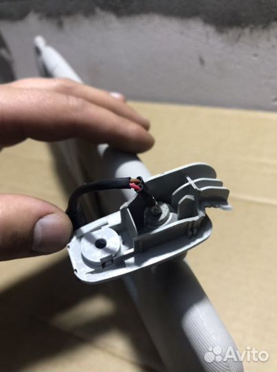 Правый солнцезащитный козырёк Superb 2