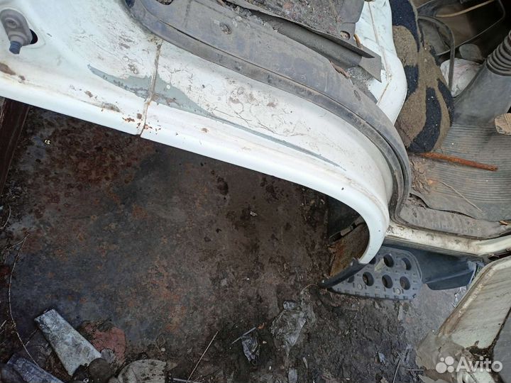 Кабина nissan атлас P4f23