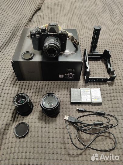 Фотоаппарат Olympus om-d e-m10 mark ii + допы